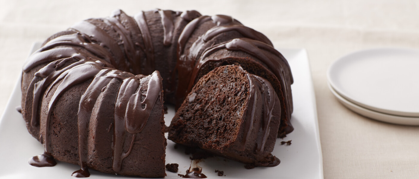 Betty Crocker Frosting bundt cake