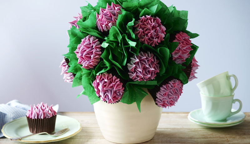 Flower Bouquet Vanilla Cupcakes